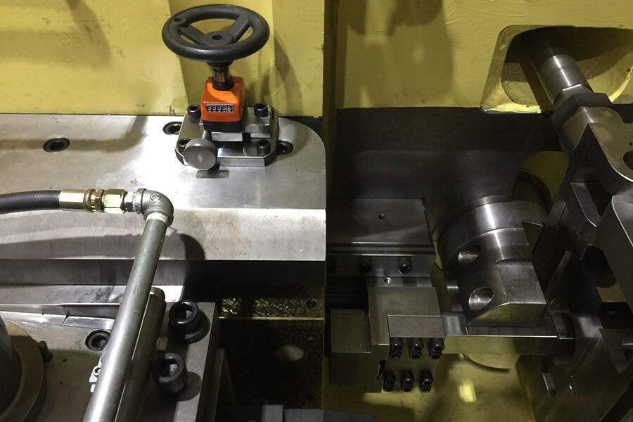 Handwheel adjustment stopper